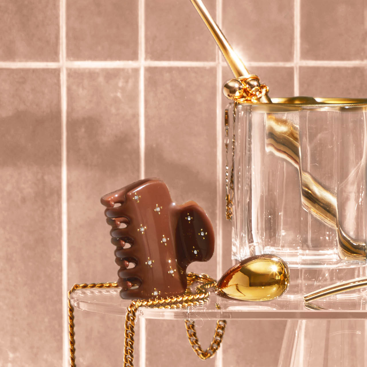 Camel Rhinestone Cloud Claw Clip