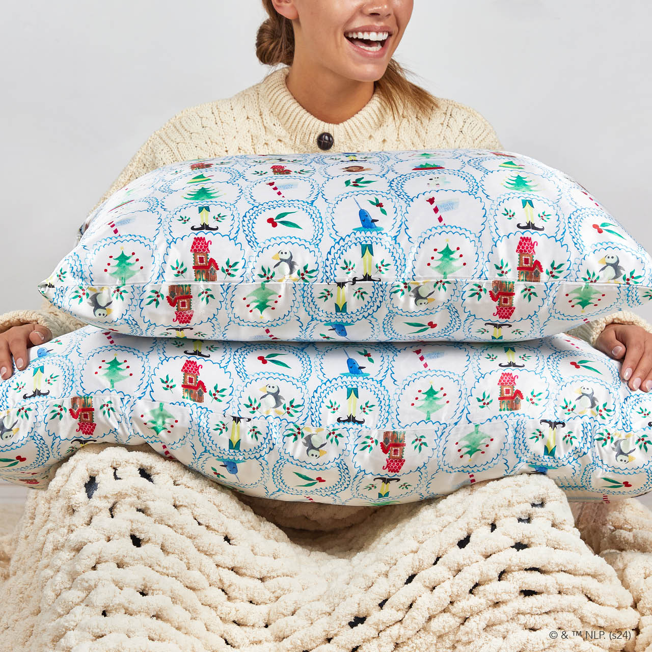 Kitsch x Elf Satin Pillowcase in North Pole - King