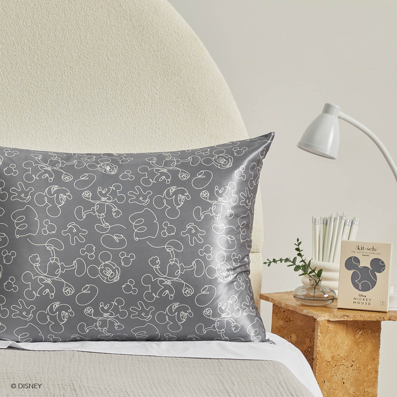 Kitsch x Mickey and Minnie Satin Pillowcase in Mickey Magic - King
