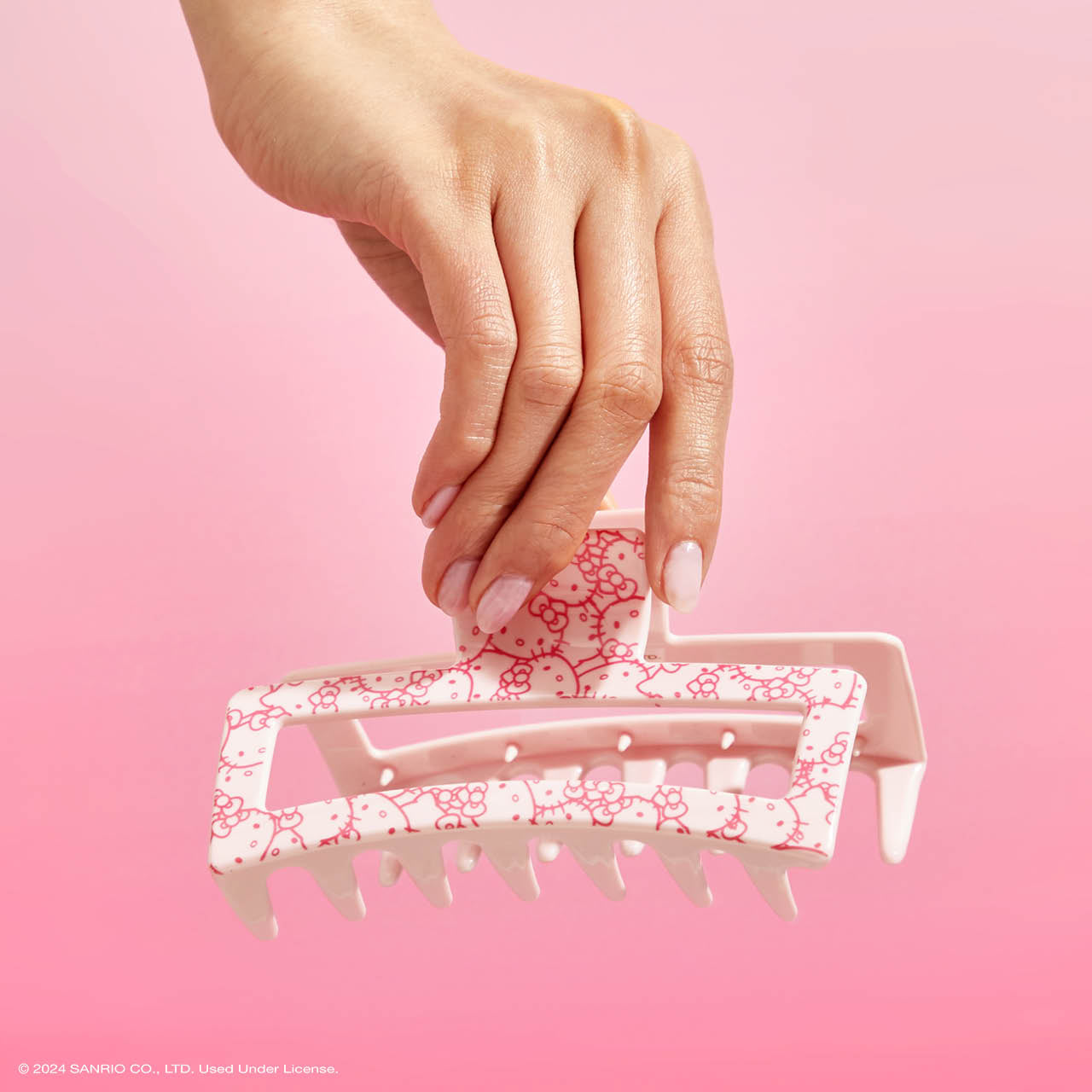 Kitsch x Hello Kitty Jumbo Claw Clip in Pink Kitty Faces